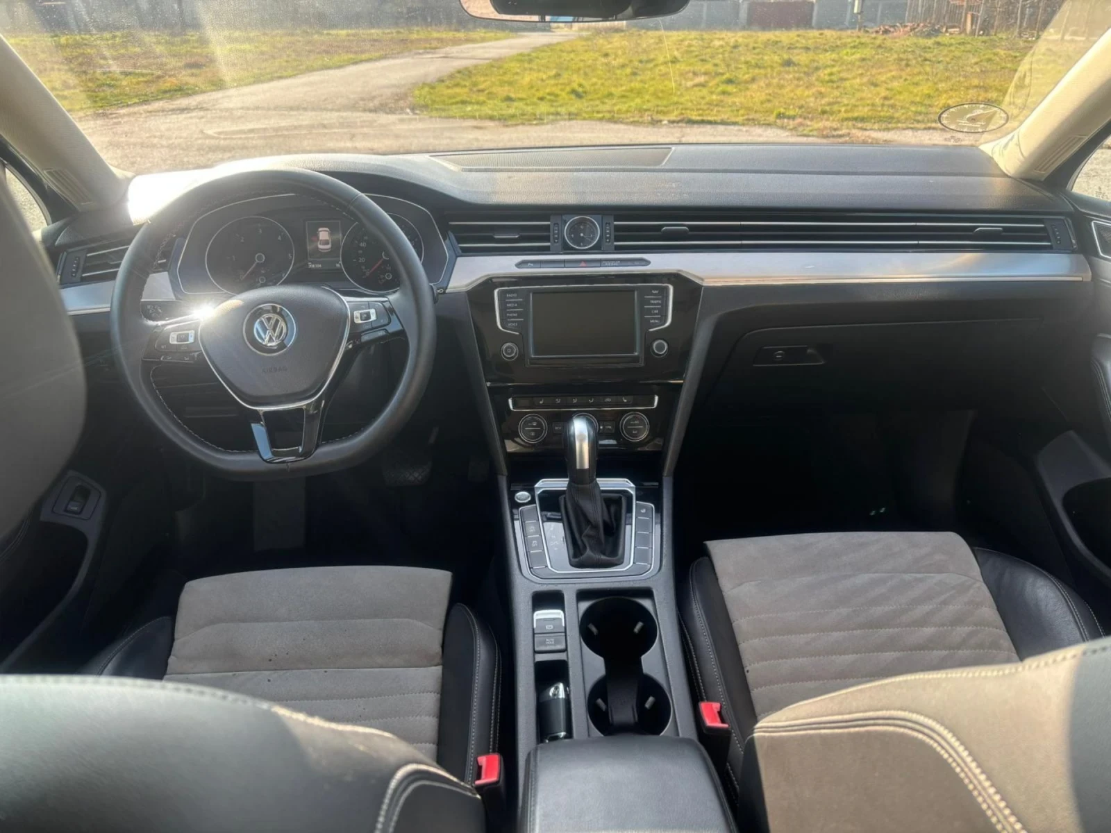 VW Passat R, 2.0TDI, AUTOMAT, SEDAN | Mobile.bg � ����������� 9