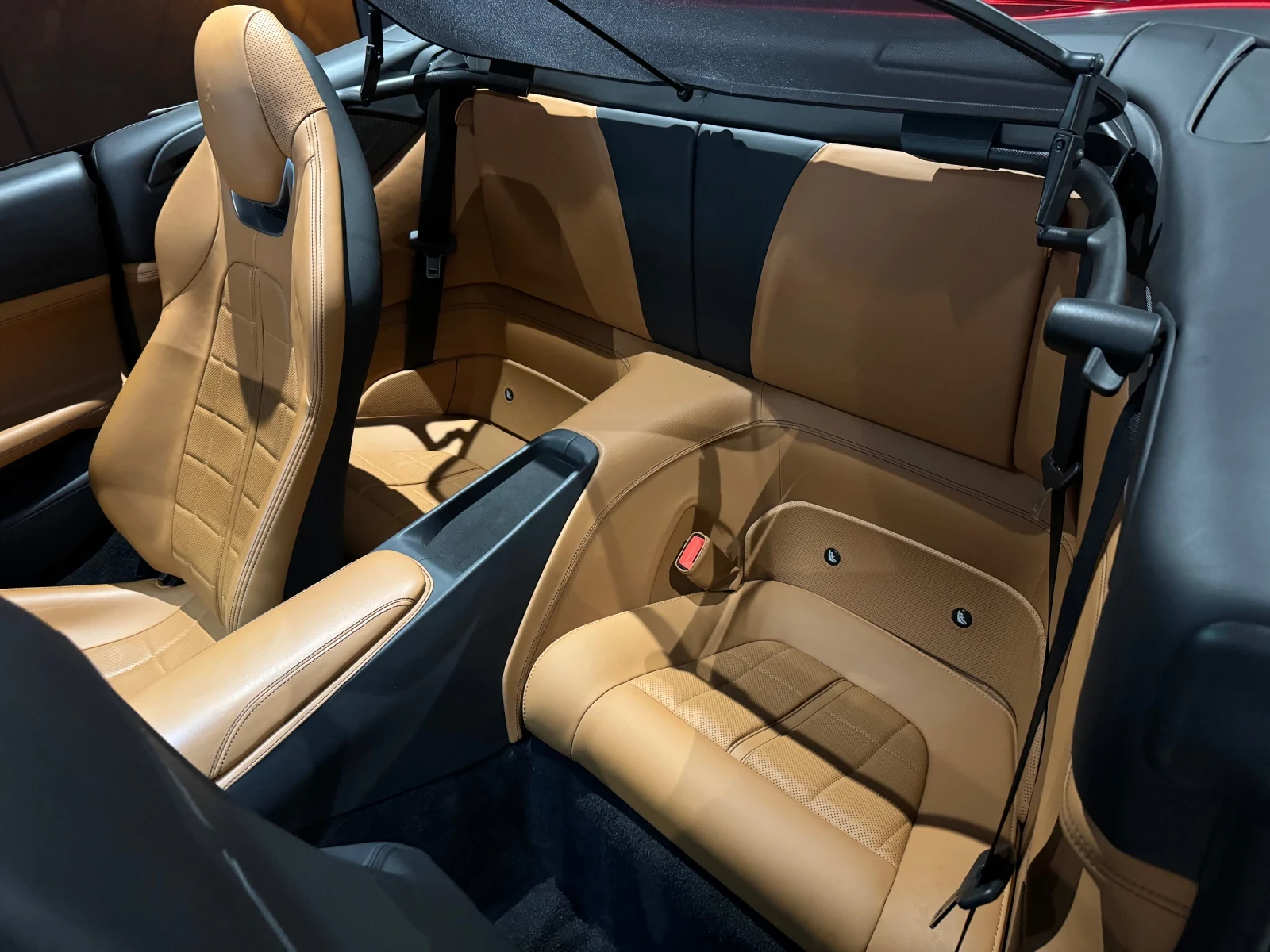 Ferrari Portofino M Гаранция , снимка 15 - Автомобили и джипове - 53796003