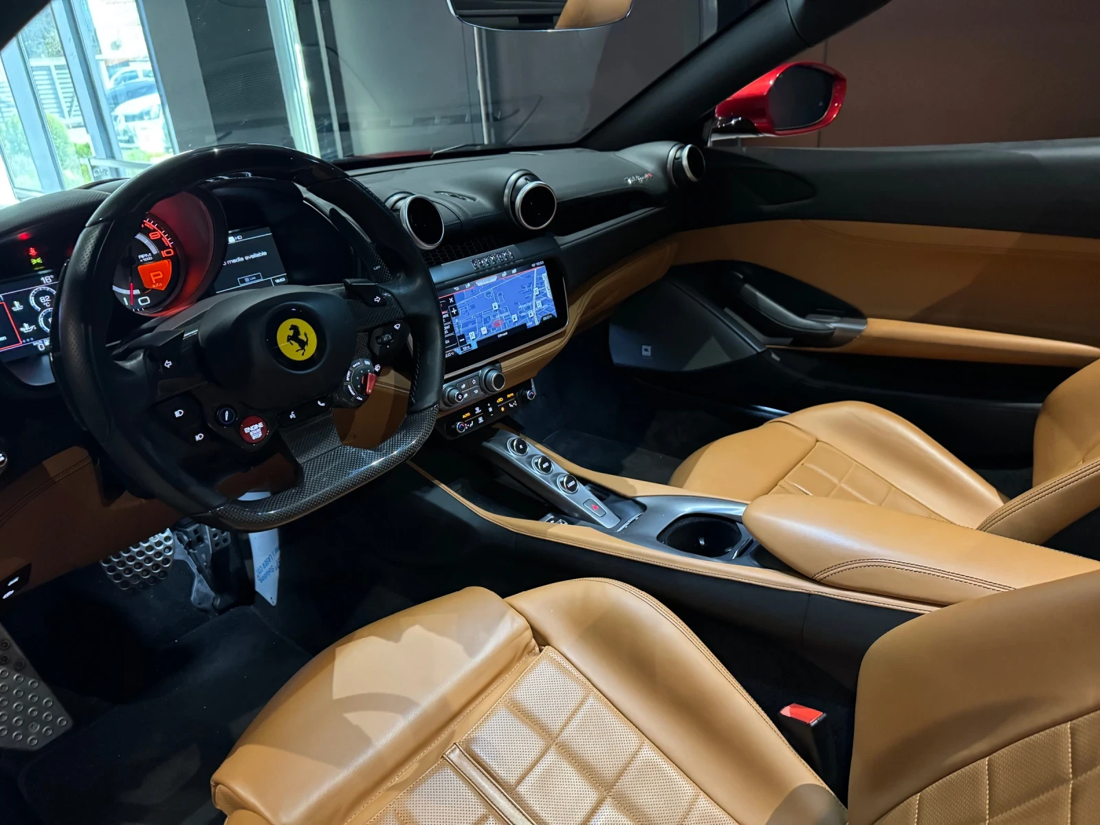 Ferrari Portofino M Гаранция , снимка 11 - Автомобили и джипове - 53796003