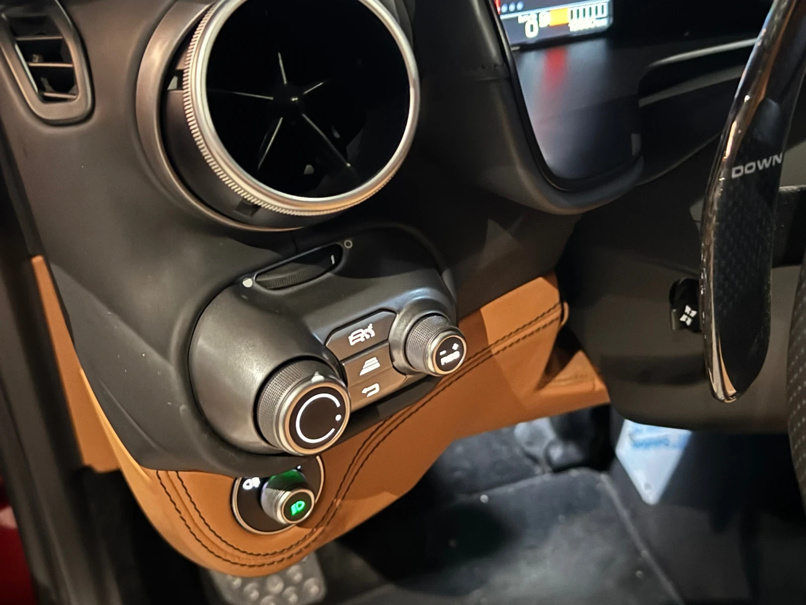 Ferrari Portofino M Гаранция , снимка 14 - Автомобили и джипове - 53796003