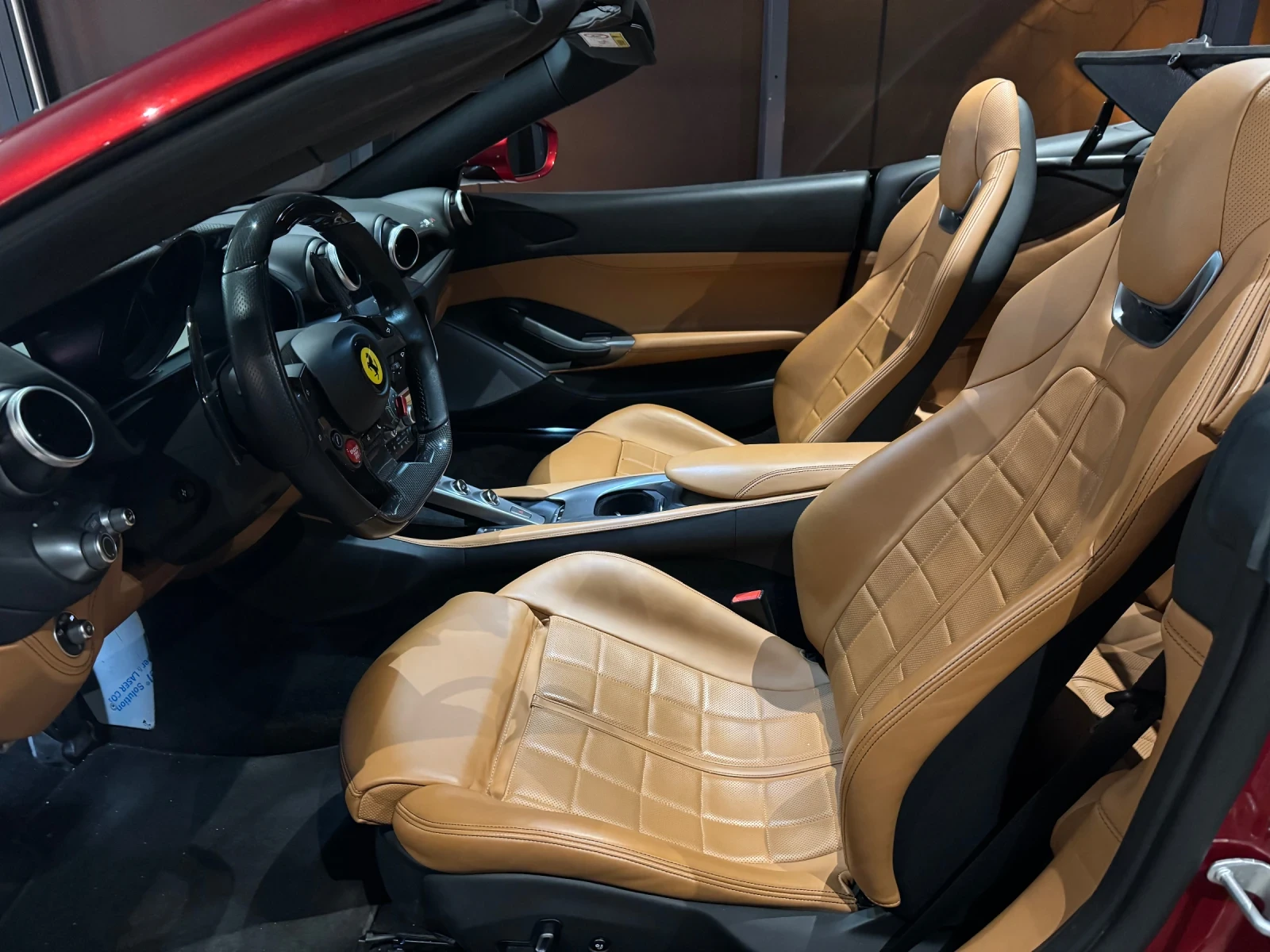 Ferrari Portofino M Гаранция , снимка 5 - Автомобили и джипове - 53796003