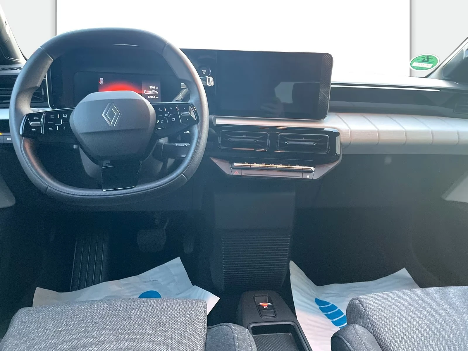 Renault 5 Evolution / Keyless/  Heated Seats / LED / NAVI, снимка 5 - Автомобили и джипове - 54064358