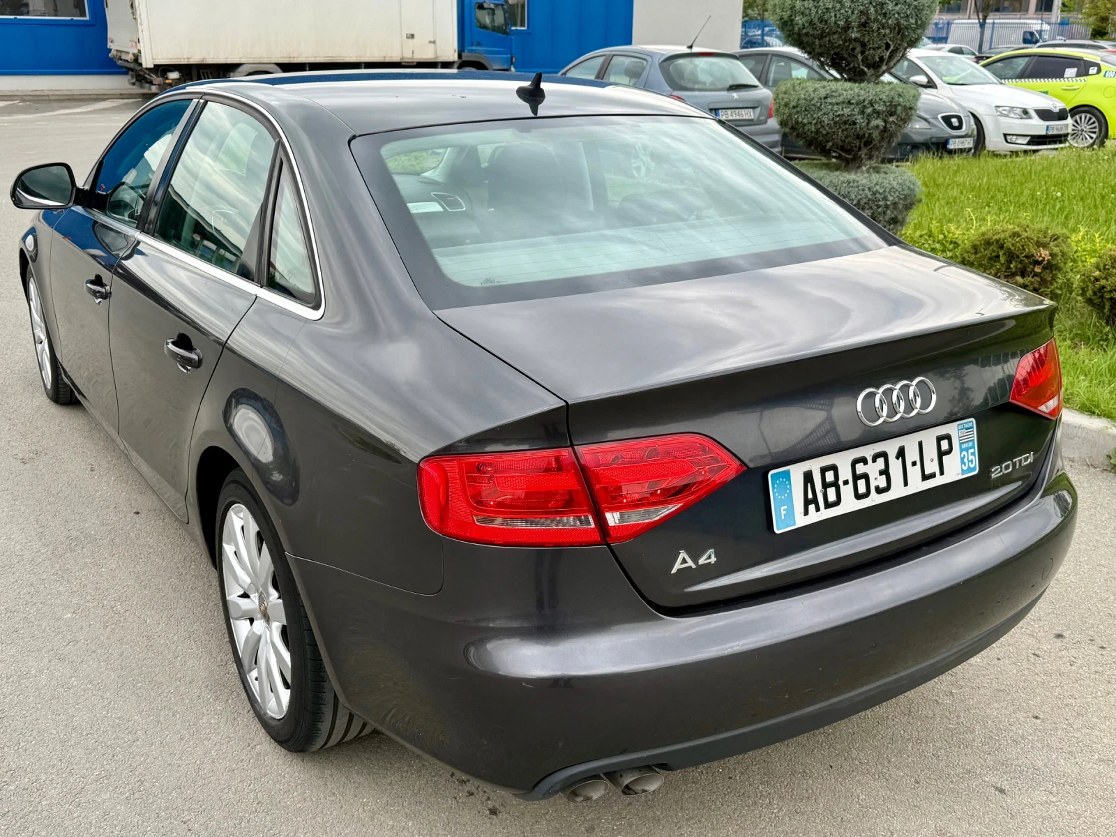 Audi A4 2.0TDI-LED-XENON-RECARO-NAVI-�����- | Mobile.bg � ����������� 4