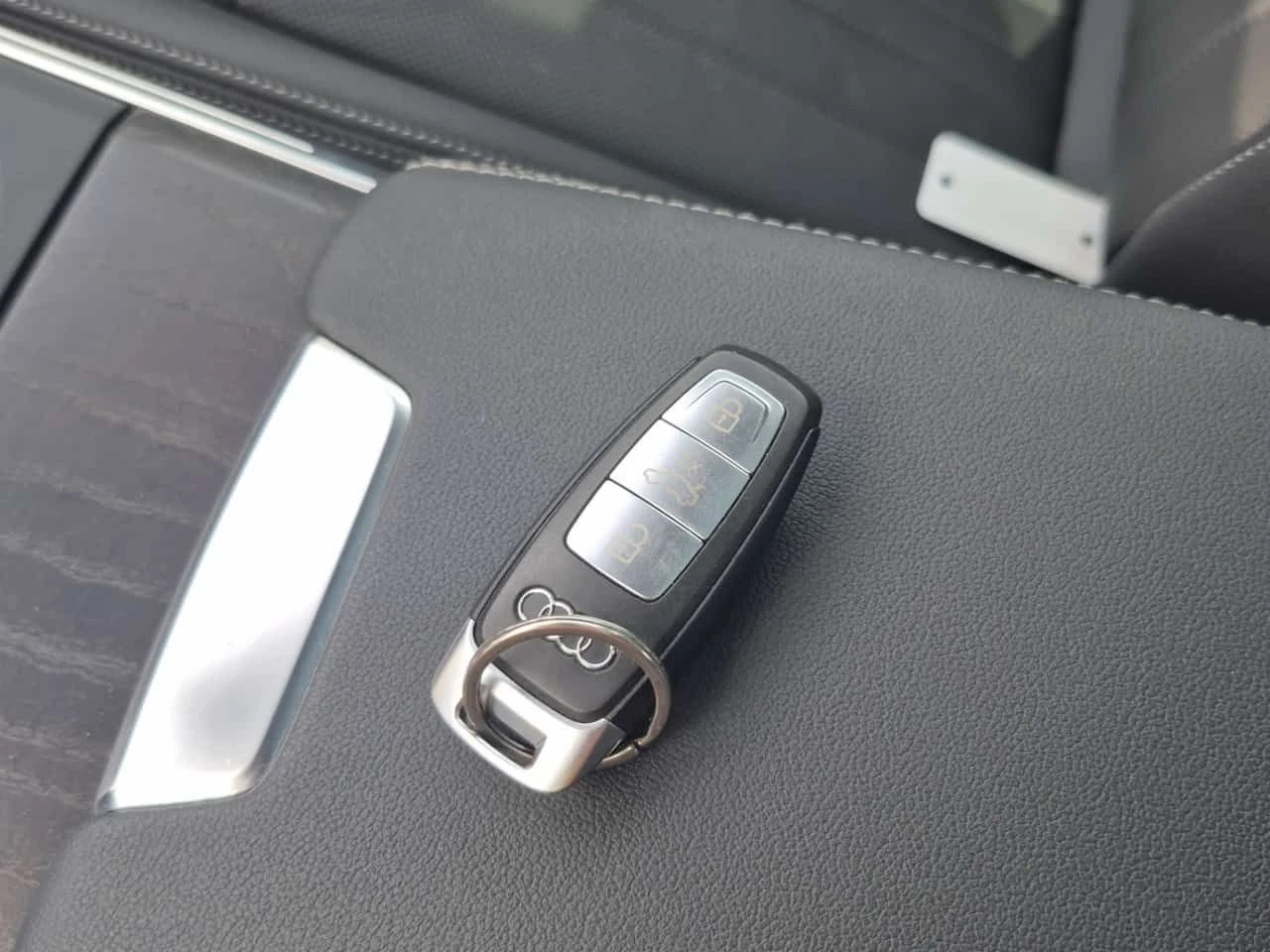 Audi A7 TECHNIK/360/DIS/HUD/B&O/ОБДУХВАНЕ/МАСАЖИ, снимка 8 - Автомобили и джипове - 54599551