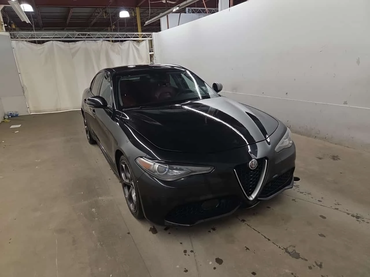 Alfa Romeo Giulia * TI SPORT* АВТОКРЕДИТ БЕЗ ПЪРВОНАЧАЛНА ВНОСКА* , снимка 2 - Автомобили и джипове - 54665537