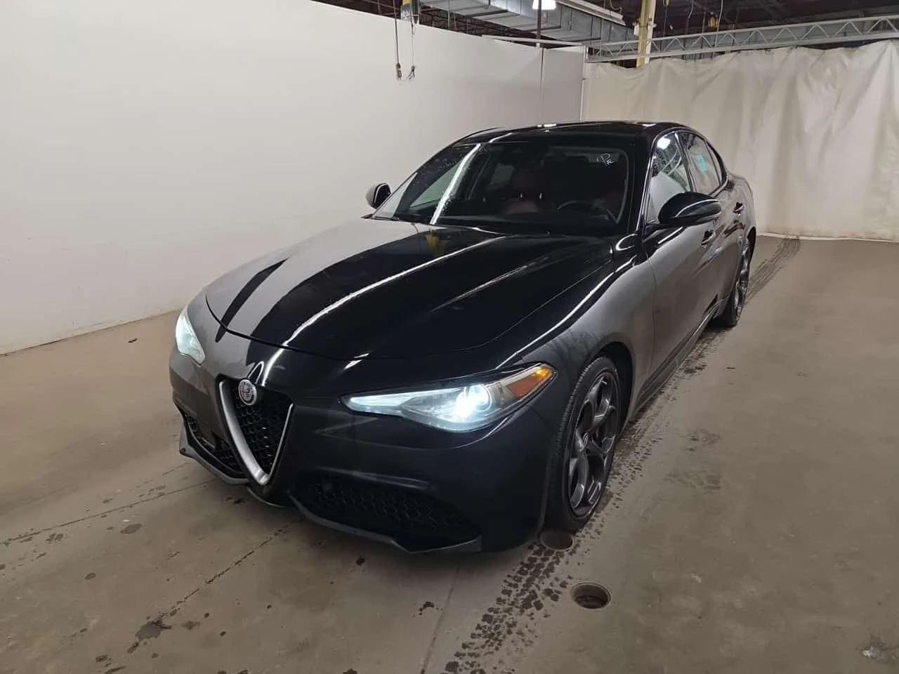 Alfa Romeo Giulia * TI SPORT* АВТОКРЕДИТ БЕЗ ПЪРВОНАЧАЛНА ВНОСКА* 