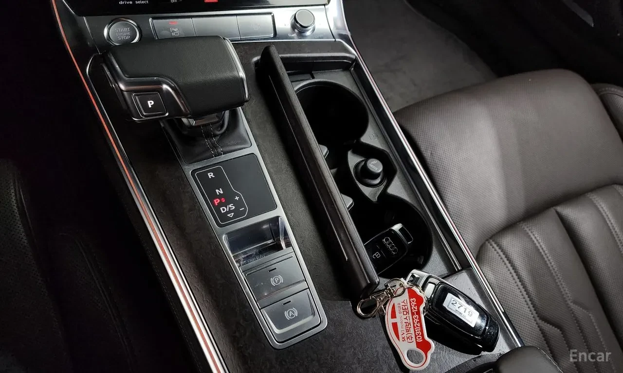 Audi A7 QUATTRO / 360 CAM / ОБДУХВАНЕ / МАСАЖИ/ B&O, снимка 10 - Автомобили и джипове - 55448705