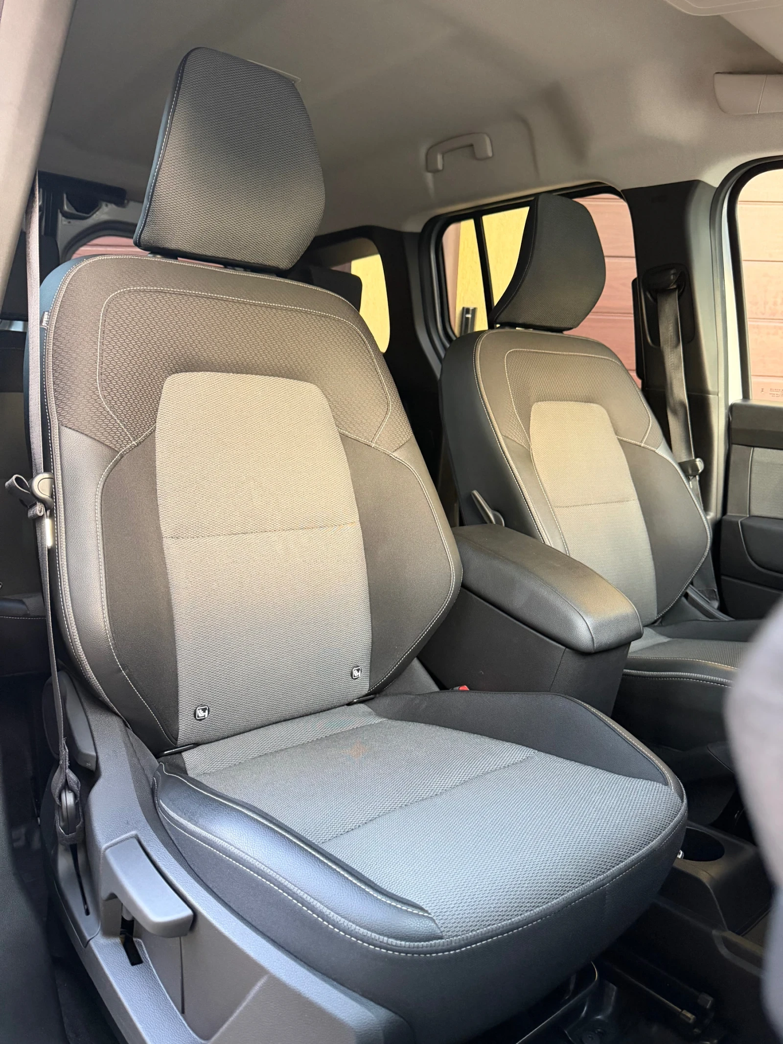 Renault Kangoo 1.5dCi-116ps* TECHNO* Пълна Сервизна История!, снимка 8 - Автомобили и джипове - 55598710