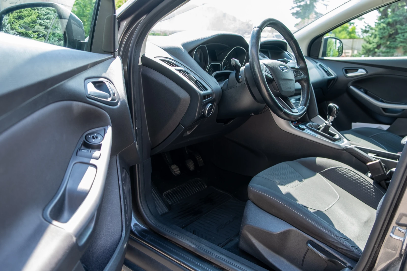 Ford Focus 1.5 TDCI 120 к.с. , снимка 12 - Автомобили и джипове - 55772354