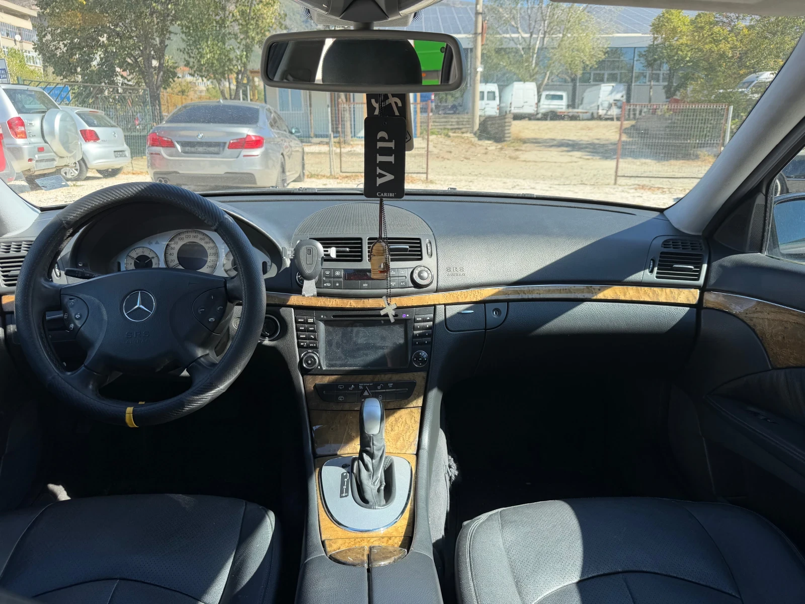 Mercedes-Benz E 280, снимка 14 - Автомобили и джипове - 56357113