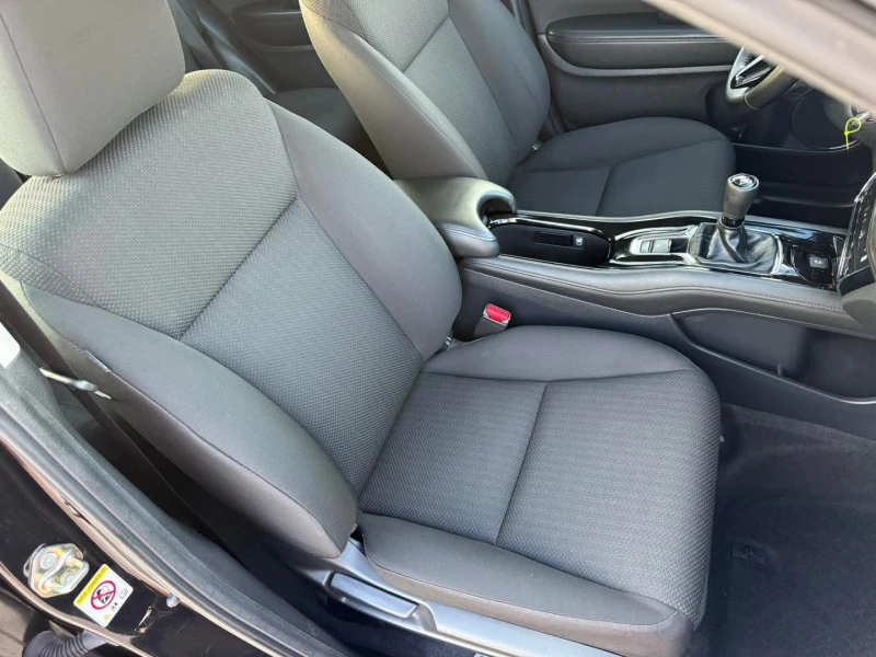 Honda Hr-v, снимка 13 - Автомобили и джипове - 52192040