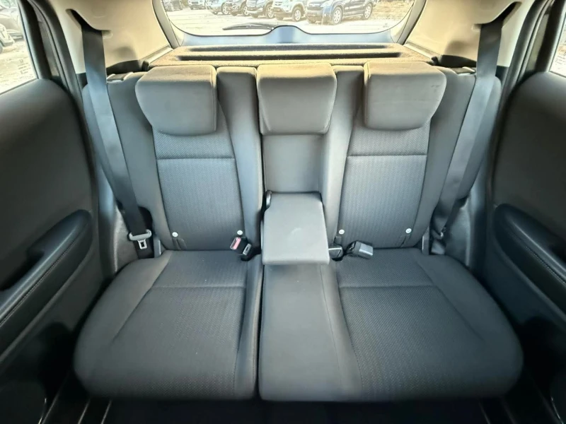 Honda Hr-v, снимка 11 - Автомобили и джипове - 52192040