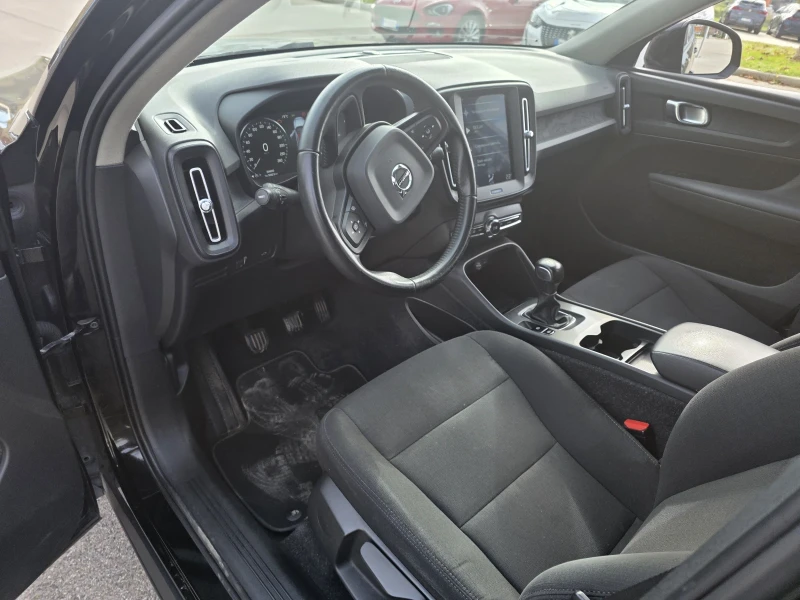 Volvo XC40 2.0D3 , снимка 7 - Автомобили и джипове - 52406020
