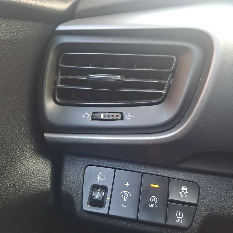 Kia Stonic Лизинг , снимка 6 - Автомобили и джипове - 53026988