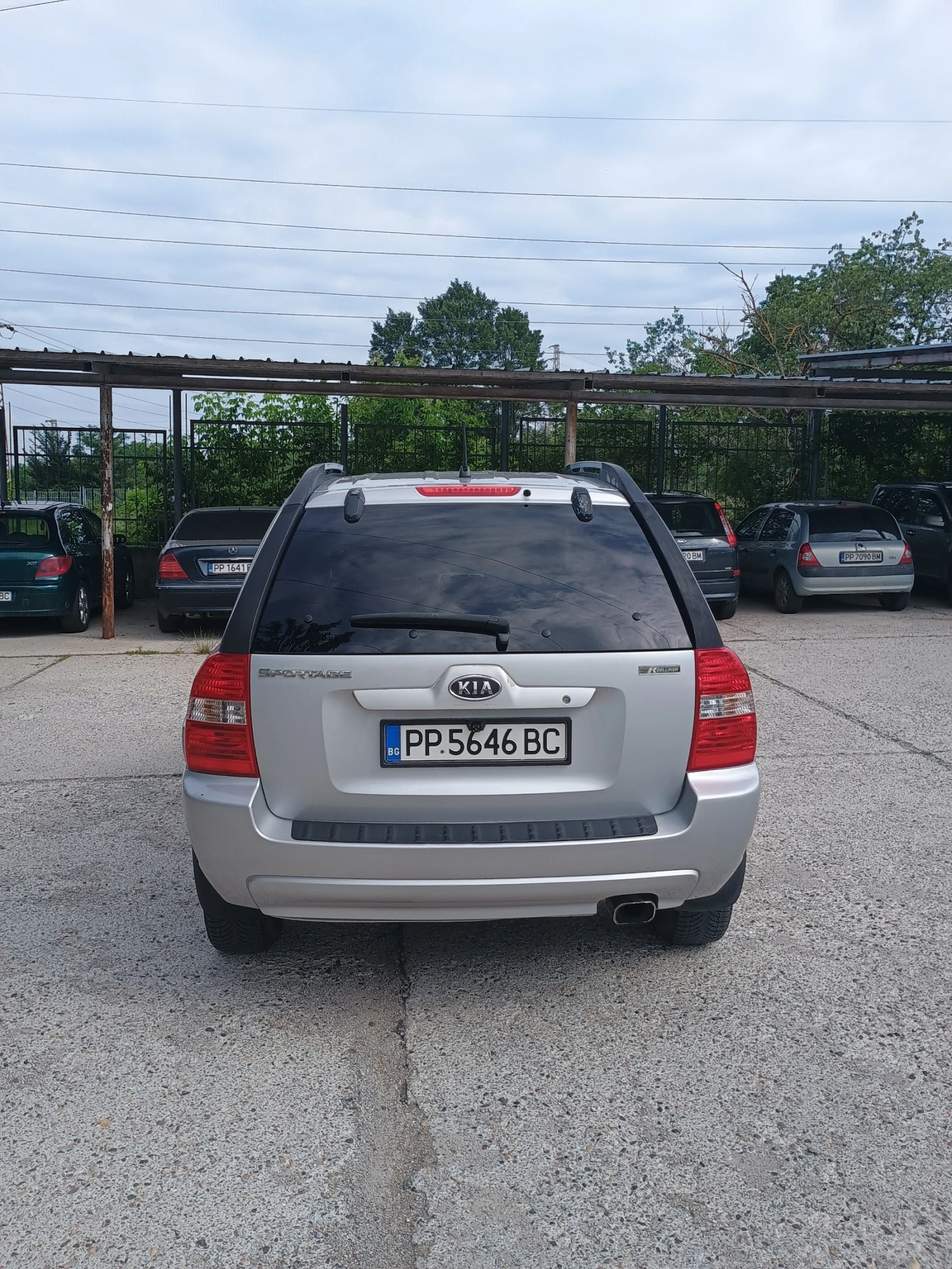 Kia Sportage 2.0i 4WD4 - изображение 4
