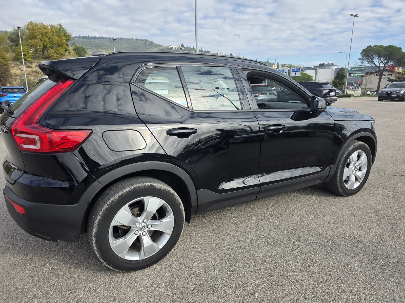 Volvo XC40 2.0D3  - изображение 4