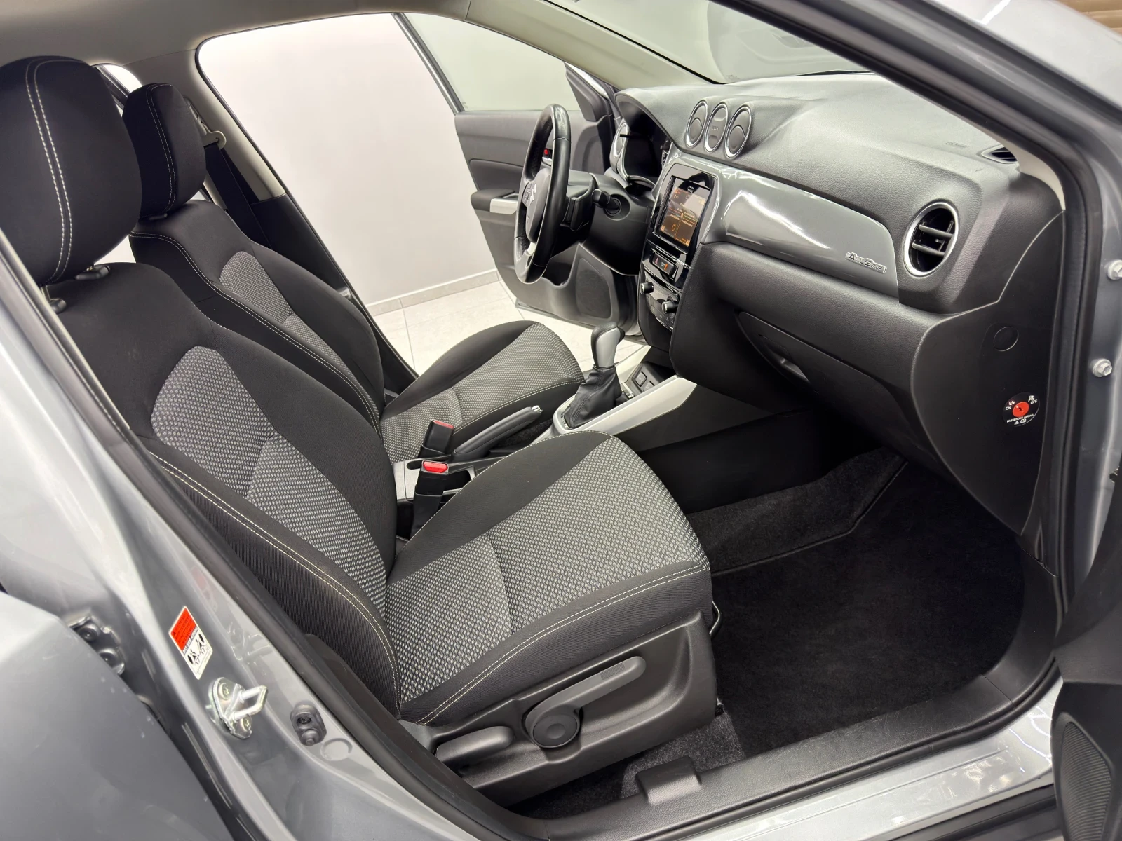 Suzuki Vitara 1.6DDIS/4x4/AllGrip/KeylessGo/������/��������� | Mobile.bg � ����������� 10