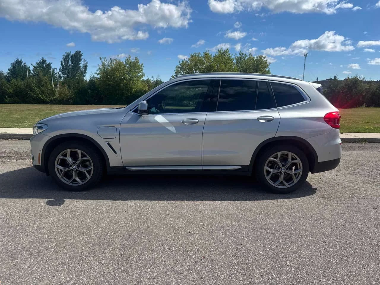 BMW X3 xDrive30e  CARFAX - изображение 2