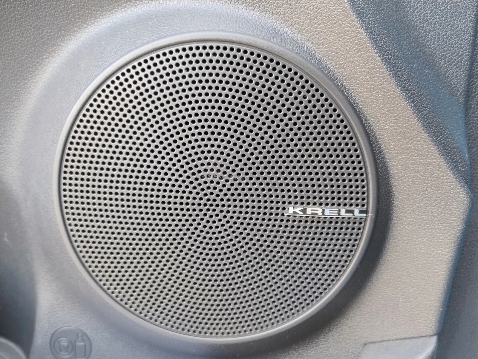 Hyundai Kona, снимка 9 - Автомобили и джипове - 53880658