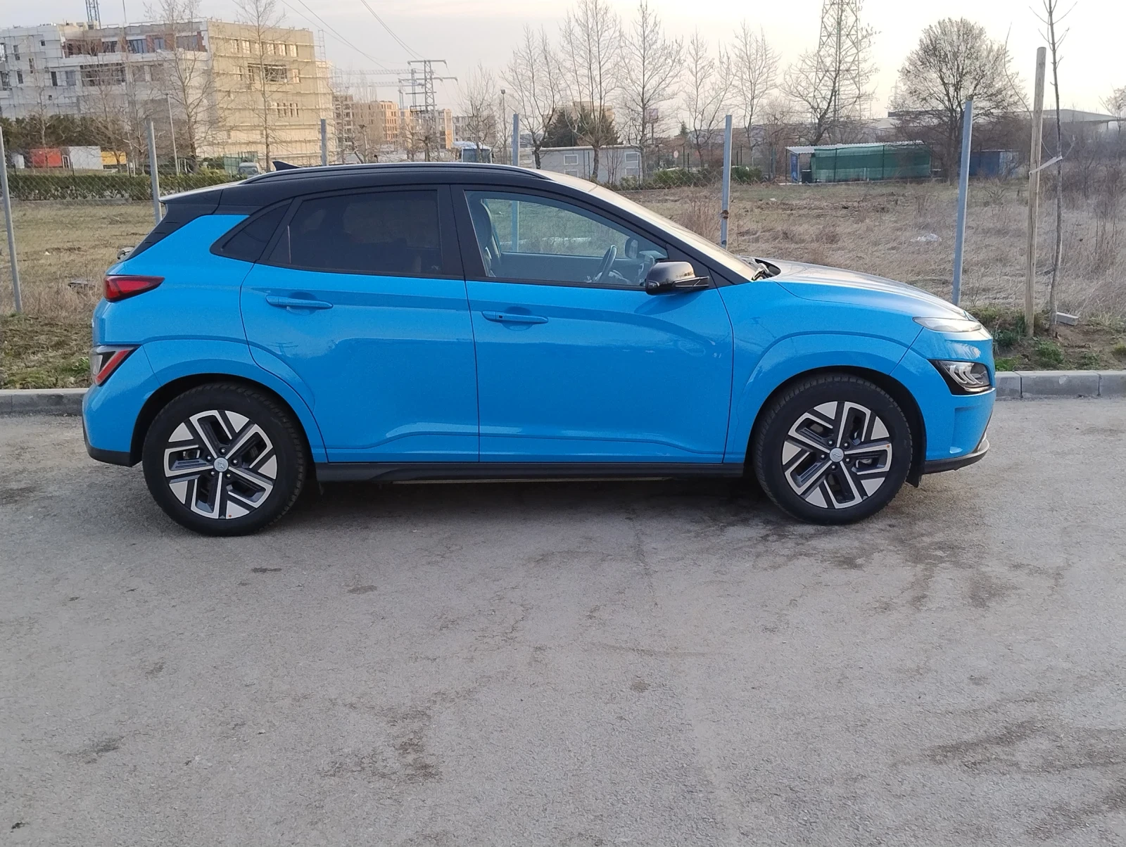 Hyundai Kona, снимка 4 - Автомобили и джипове - 53880658
