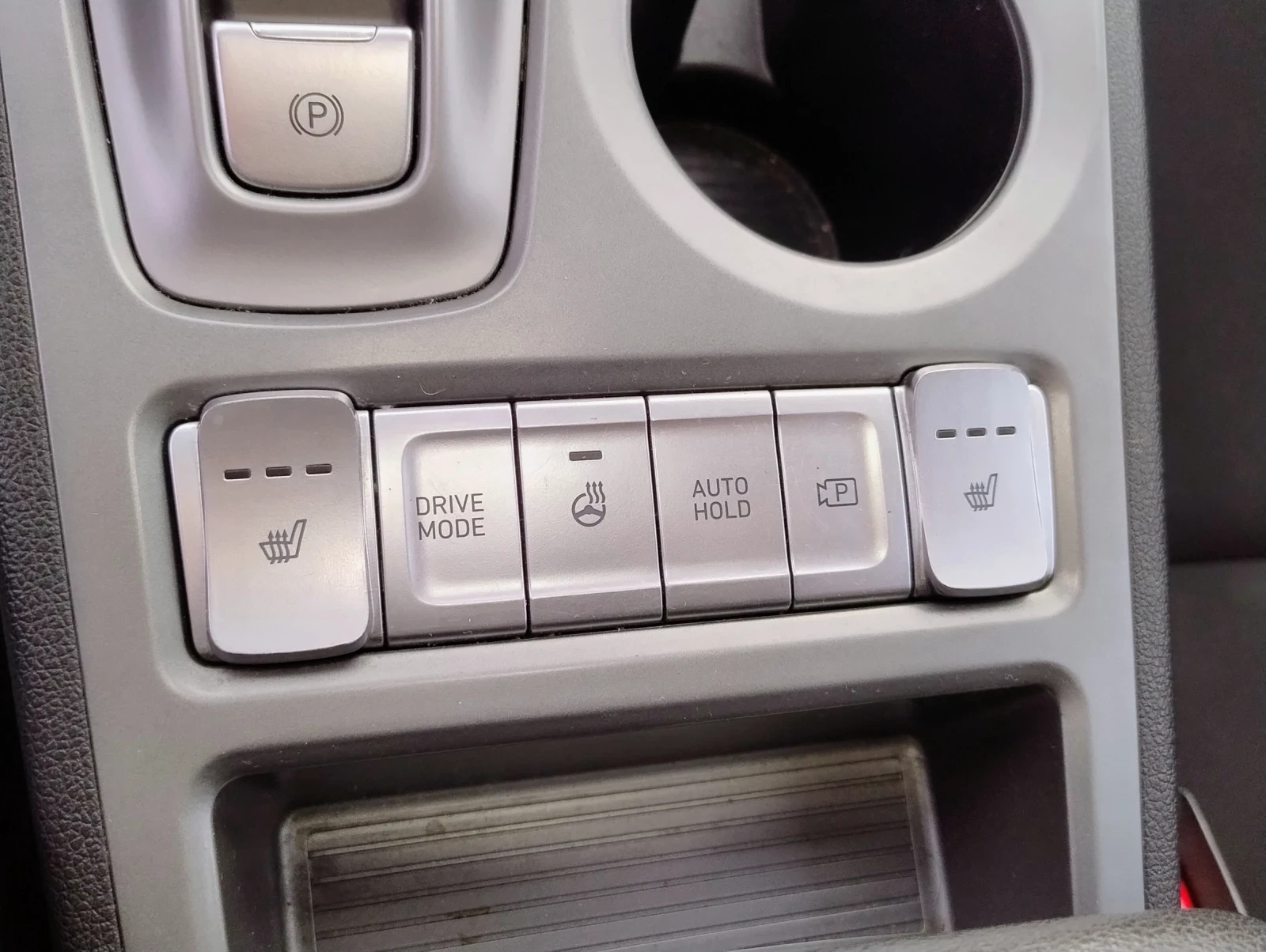 Hyundai Kona, снимка 10 - Автомобили и джипове - 53880658