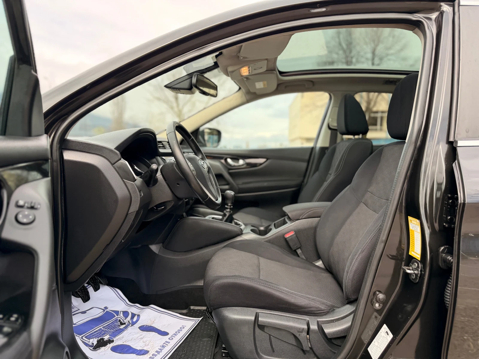 Nissan Qashqai 1.6DCI/ПАНОРАМА/360КАМЕРИ/185000КМ, снимка 9 - Автомобили и джипове - 54005846