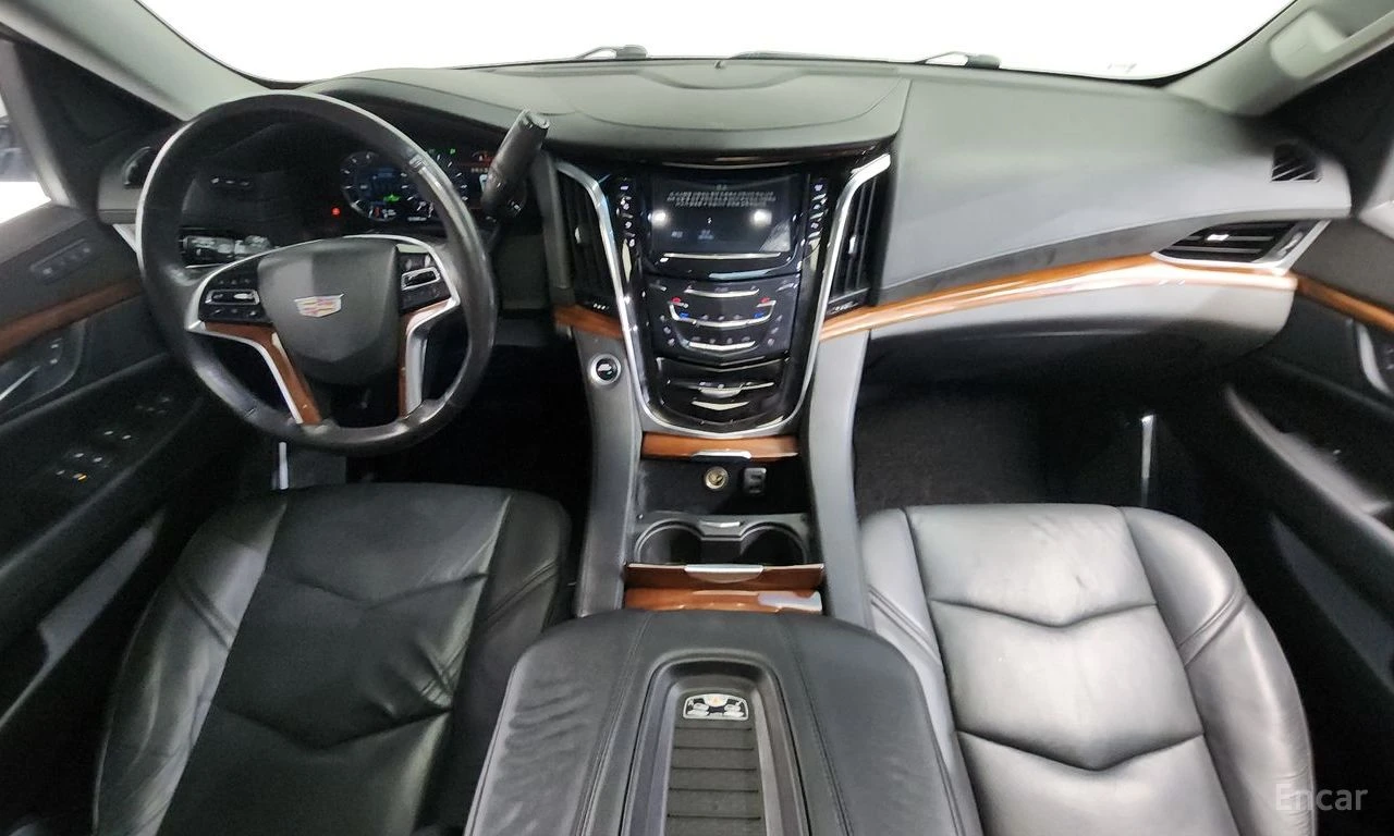 Cadillac Escalade 6.2* V8* ПОДГРЕВ* ОБДУХВАНЕ* МАСАЖ* КЕЙЛЕС* КАМЕРА, снимка 6 - Автомобили и джипове - 55277491