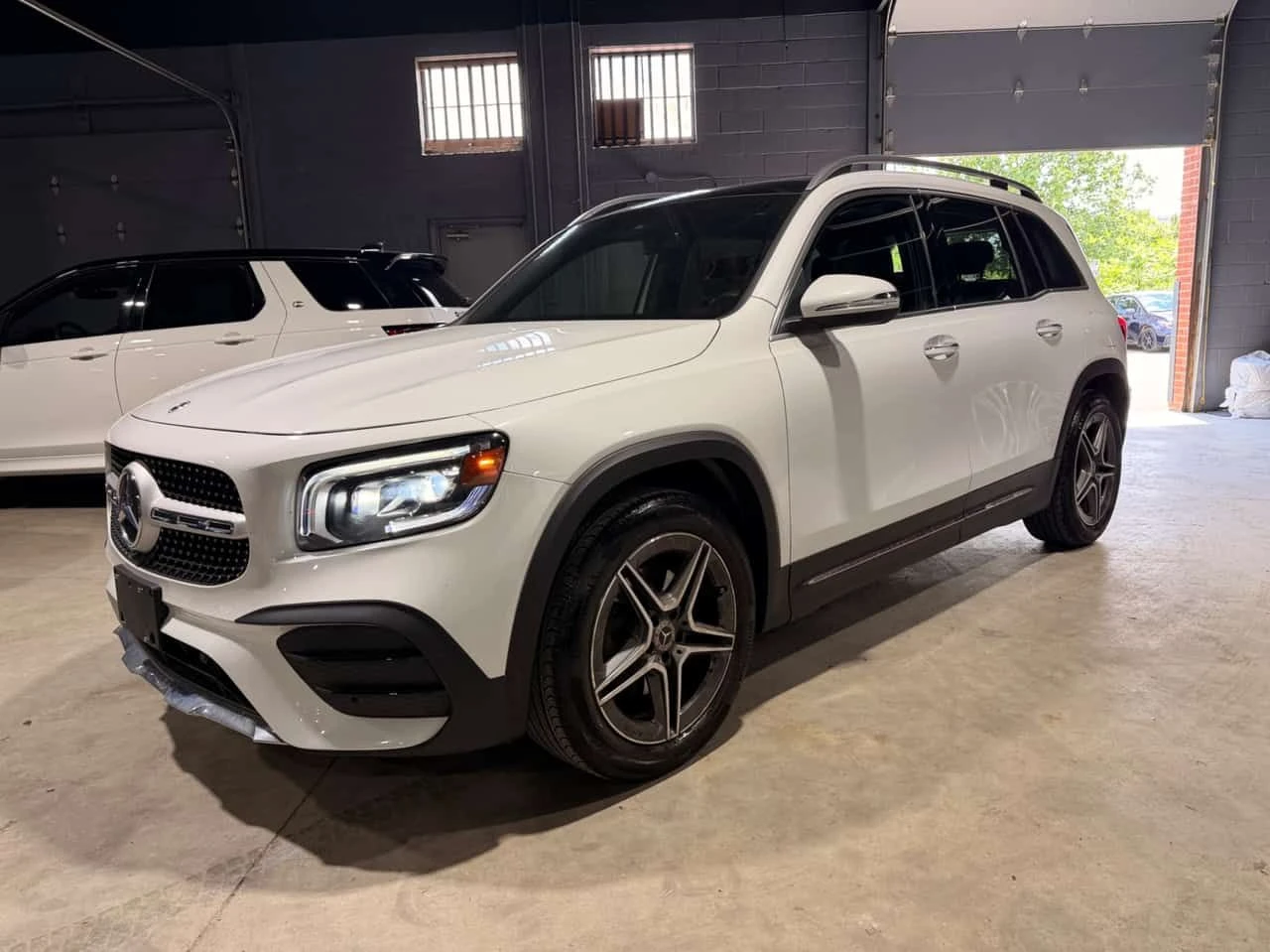Mercedes-Benz GLB 250 DISTRONIC / CARFAX / АВТОКРЕДИТ 