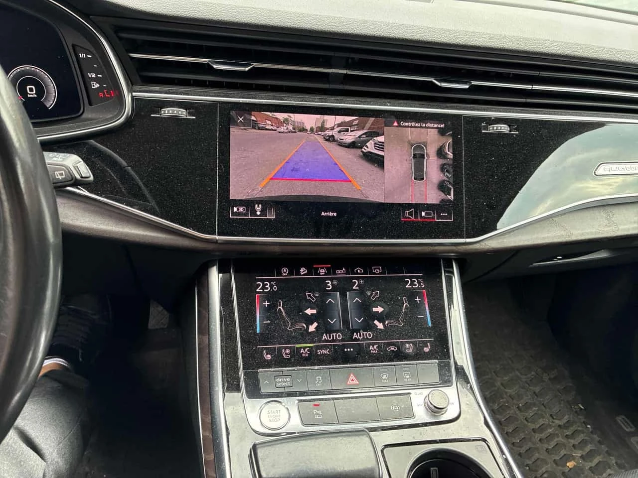 Audi Q8 Progressiv / 360 / ОБДУХВАНЕ / CARFAX , снимка 9 - Автомобили и джипове - 55735451