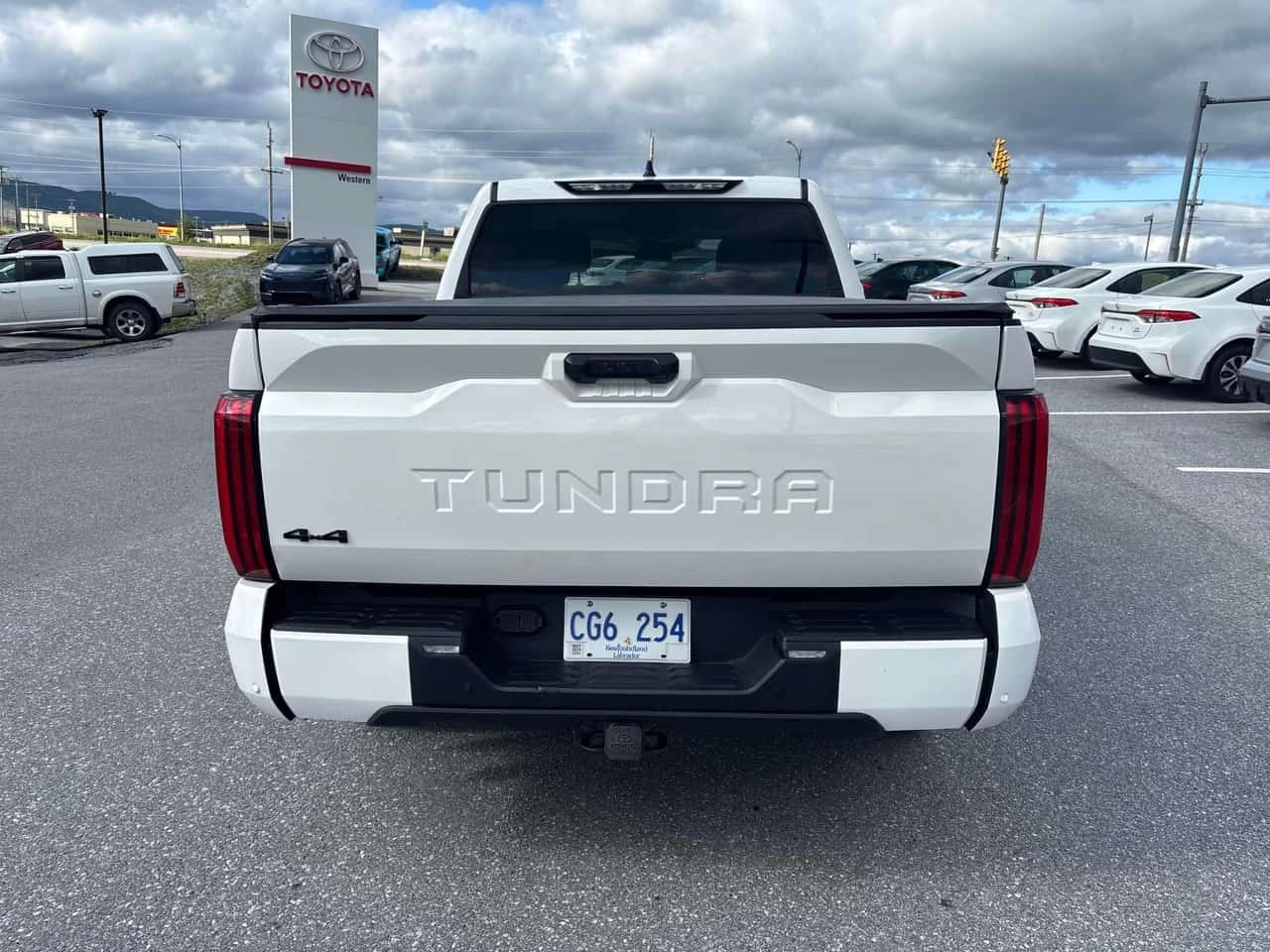 Toyota Tundra SR TRD SPORT CARFAX, снимка 4 - Автомобили и джипове - 55843915