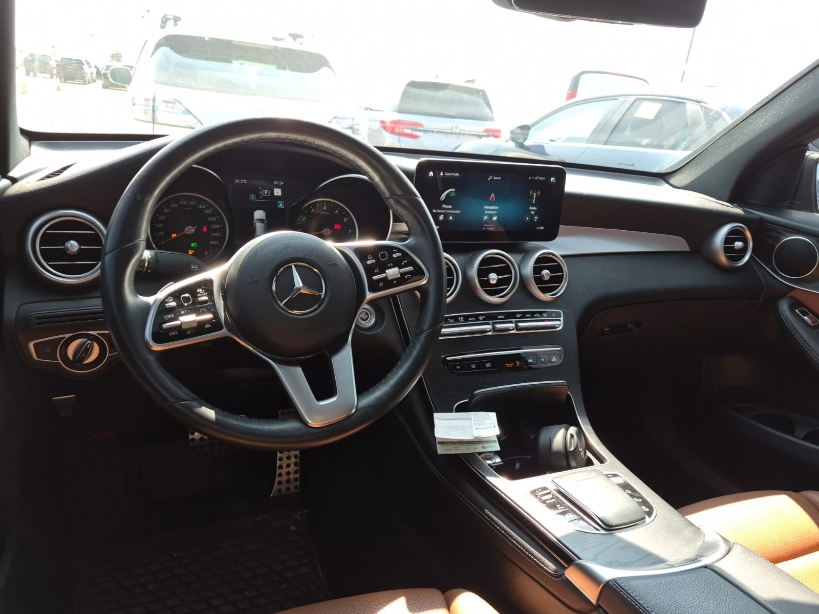 Mercedes-Benz GLC 300 Coupe/CleanCarfax/Certified/Finance , снимка 10 - Автомобили и джипове - 55847590