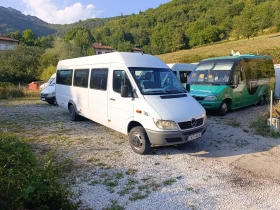 Mercedes-Benz Sprinter 416 2 КЛИМАТИКА, АВТОМ.ВРАТА, АВТОПИЛОТ, снимка 13