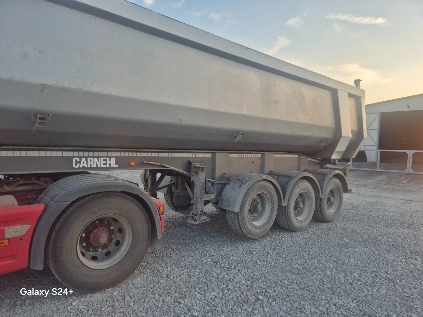 Полуремарке Schwarzmuller, снимка 2 - Ремаркета - 56144659