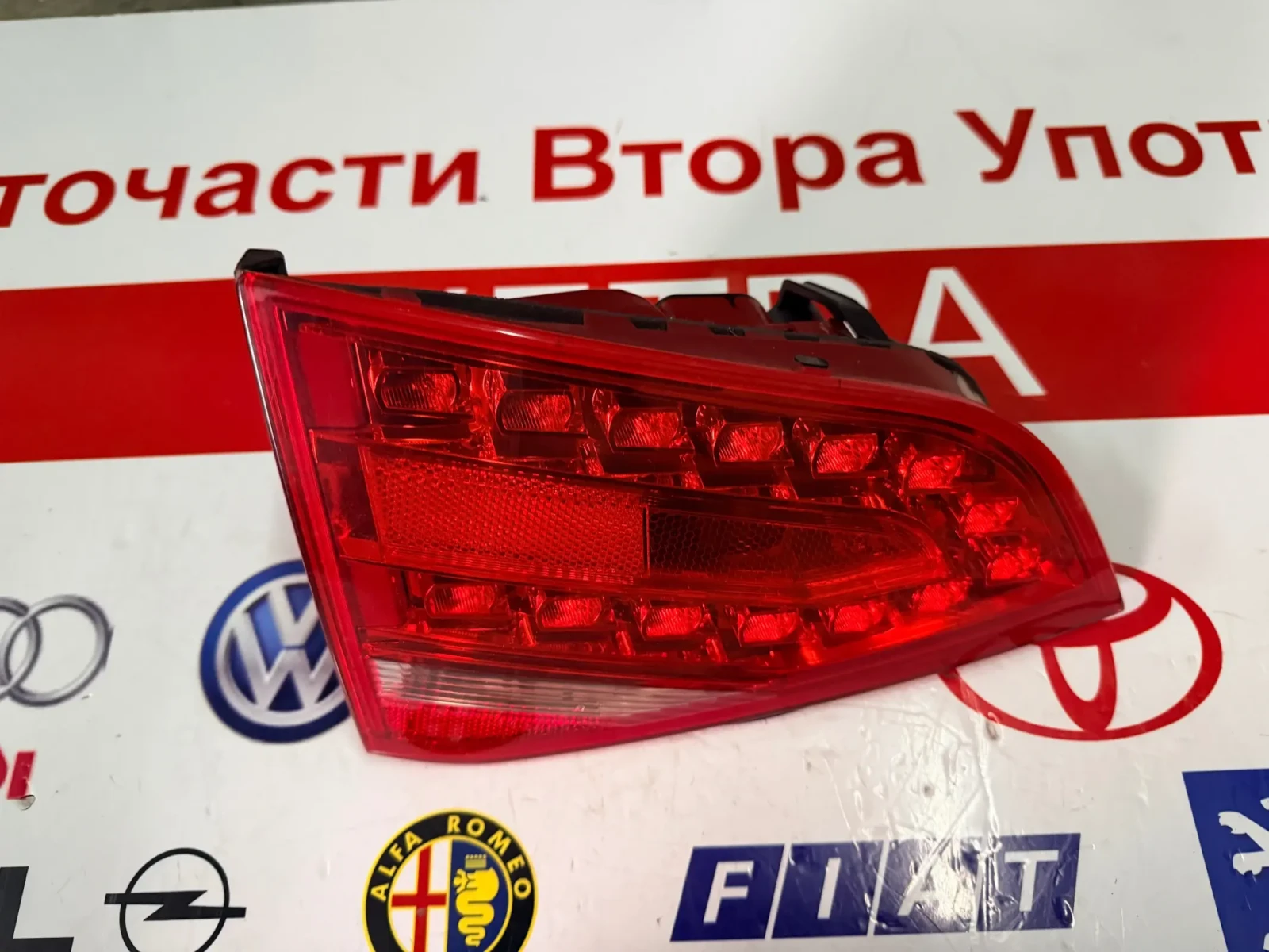 8K5945093K Вътрешен ляв стоп AUDI A4 B8 SEDAN LED 8K5.945.093.K