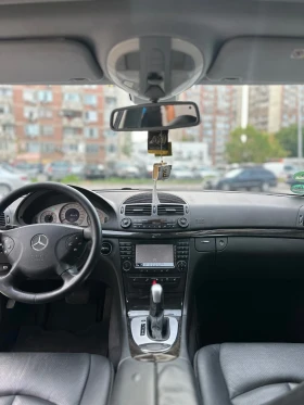 Mercedes-Benz E 320, снимка 9