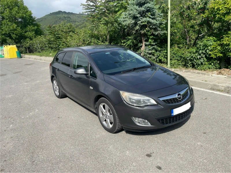 Opel Astra 1.7, снимка 2 - Автомобили и джипове - 45782662