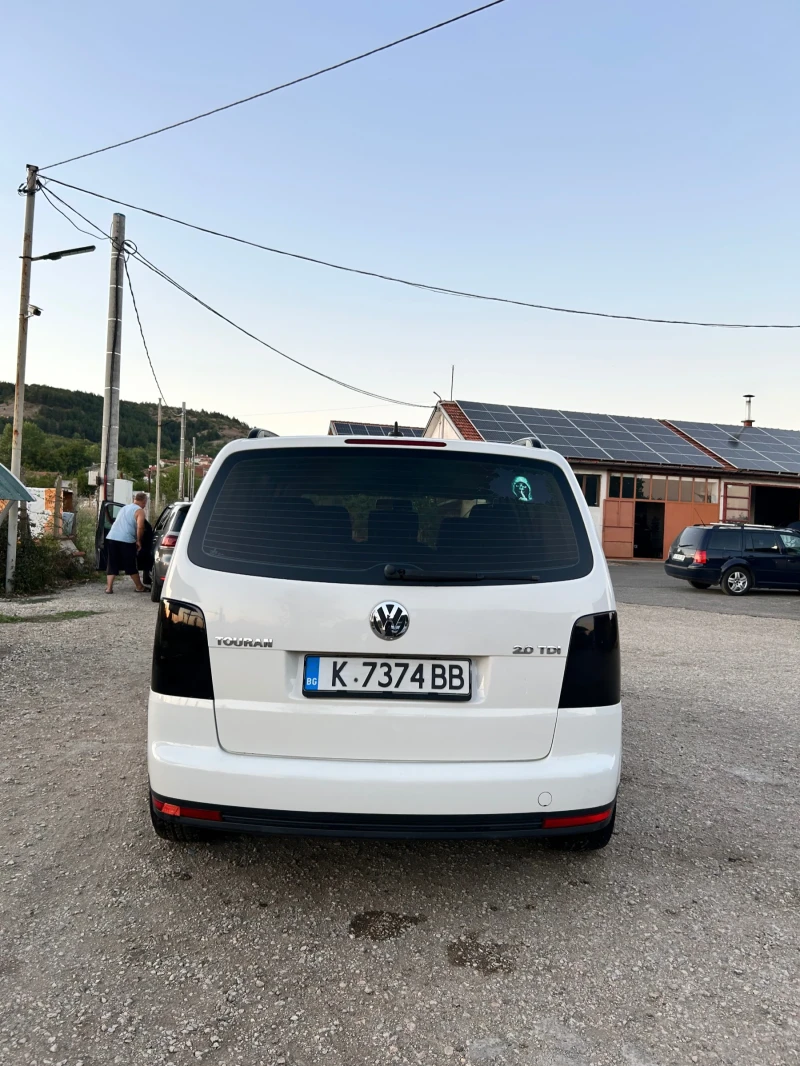 VW Touran 2.0 TDI 140HP BMM, снимка 5 - Автомобили и джипове - 46839712