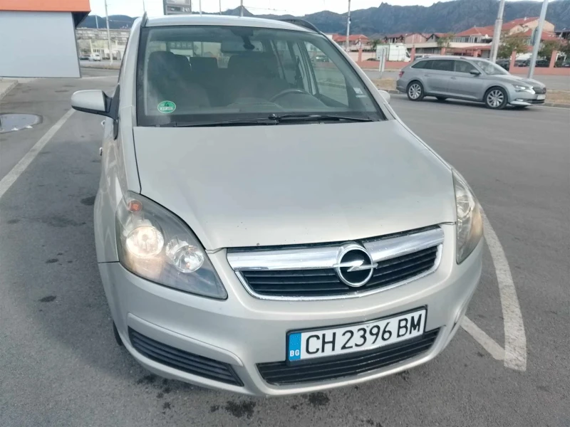 Opel Zafira, снимка 1 - Автомобили и джипове - 47421856