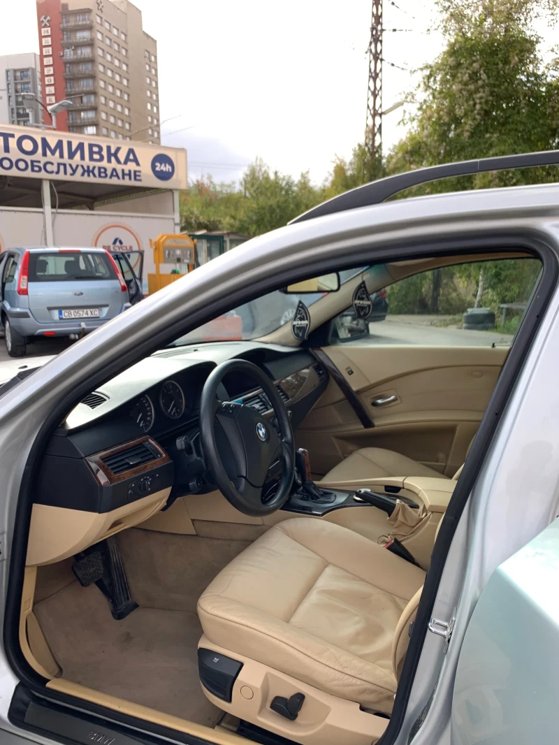 BMW 525, снимка 10 - Автомобили и джипове - 47527811