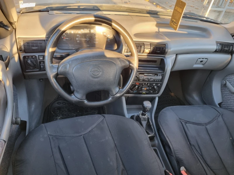 Opel Astra ГАЗ/БЕНЗИН/, снимка 12 - Автомобили и джипове - 47924972