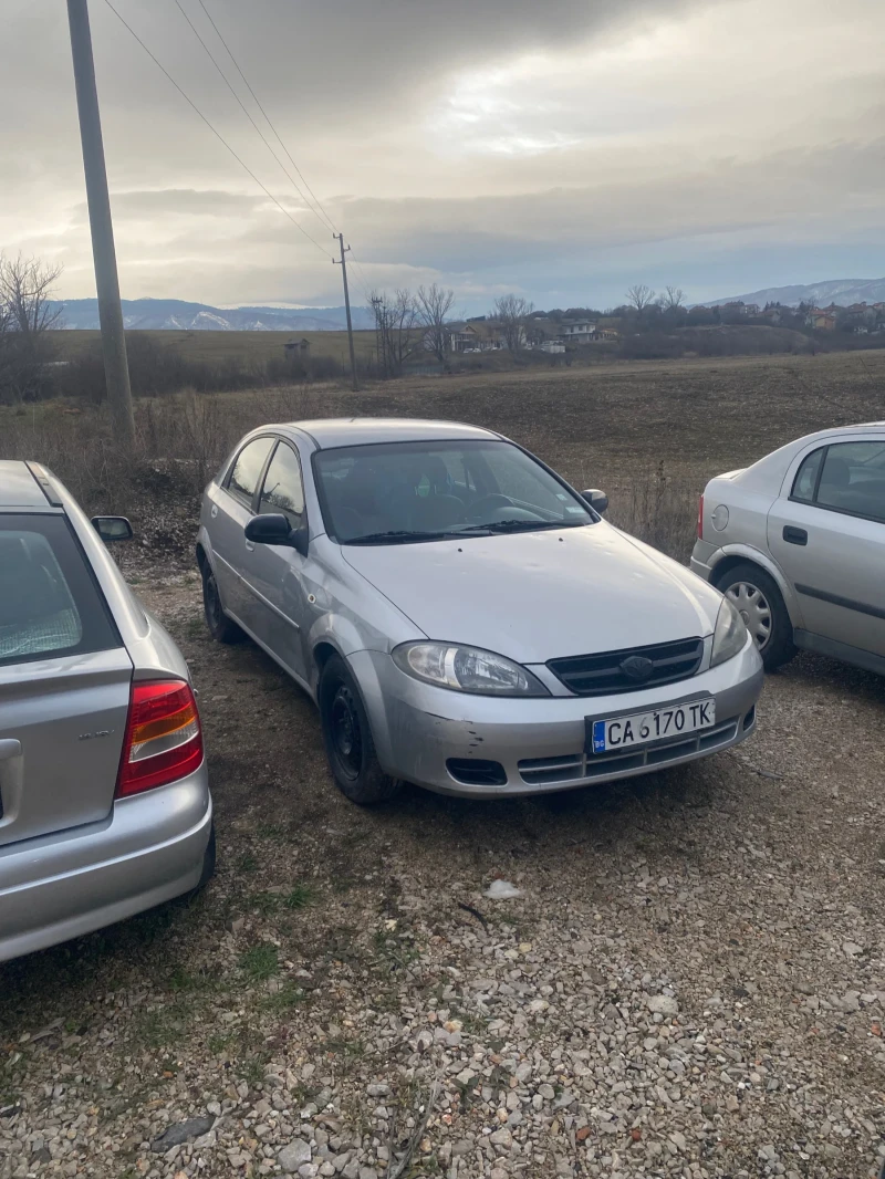 Daewoo Lacetti 1.6 16v за ремонт, снимка 1 - Автомобили и джипове - 48538488