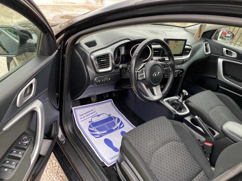 Kia Ceed 1.6 CDRI NAVI/KAMERA/FUL LED/139729km!, снимка 9 - Автомобили и джипове - 52743377