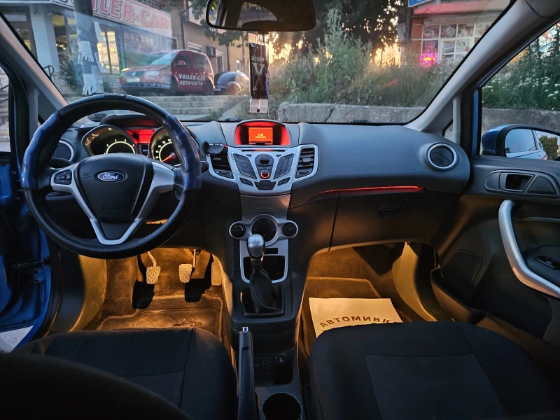 Ford Fiesta Titanium , снимка 8 - Автомобили и джипове - 52645745