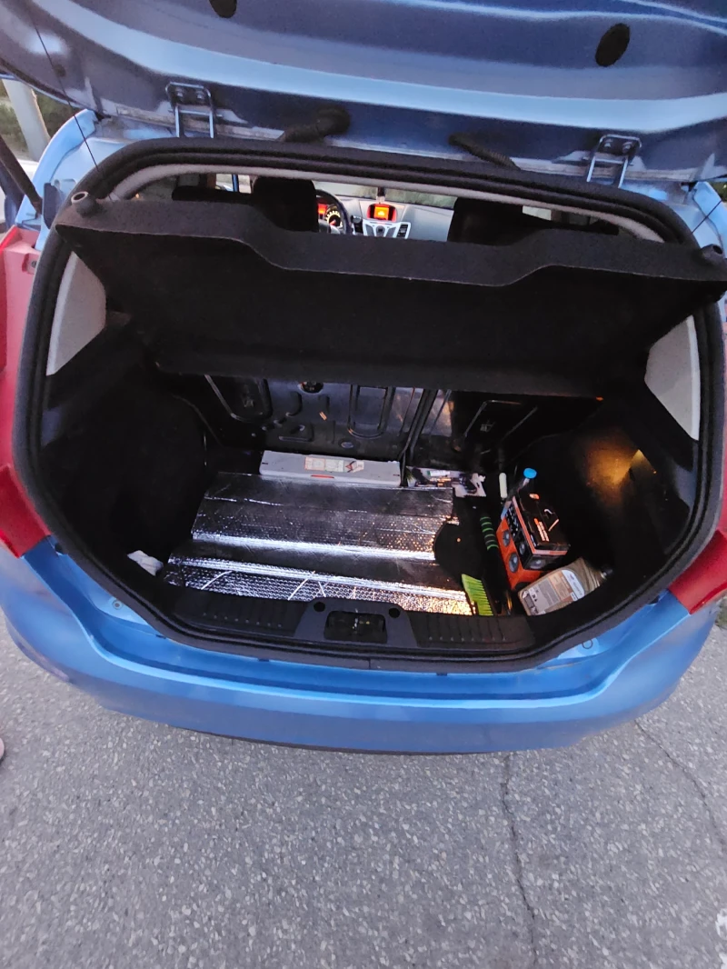 Ford Fiesta Titanium , снимка 7 - Автомобили и джипове - 52645745