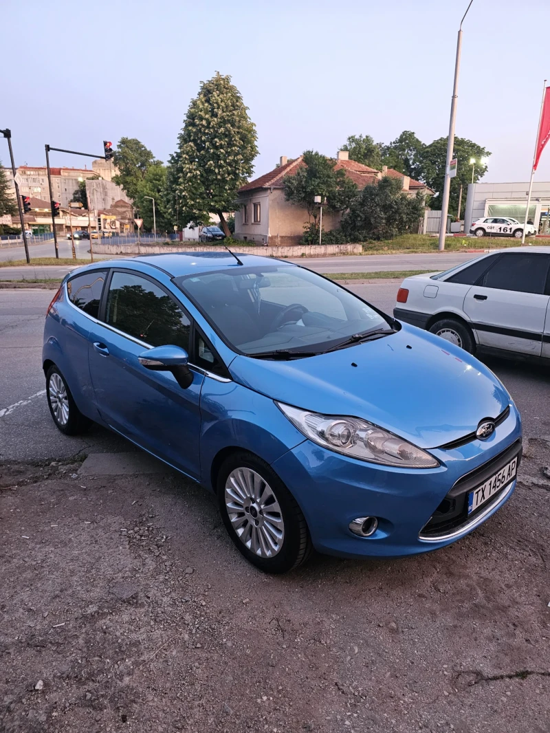 Ford Fiesta Titanium , снимка 2 - Автомобили и джипове - 52645745
