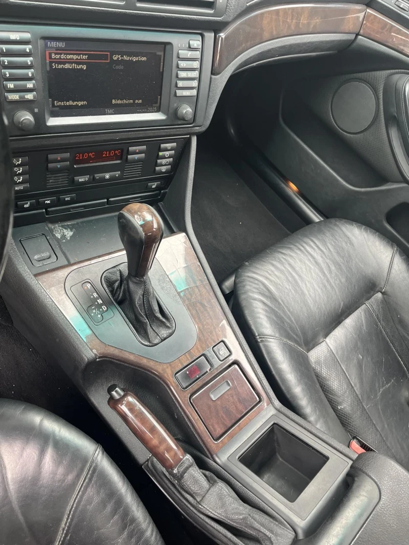 BMW 525, снимка 10 - Автомобили и джипове - 51749157