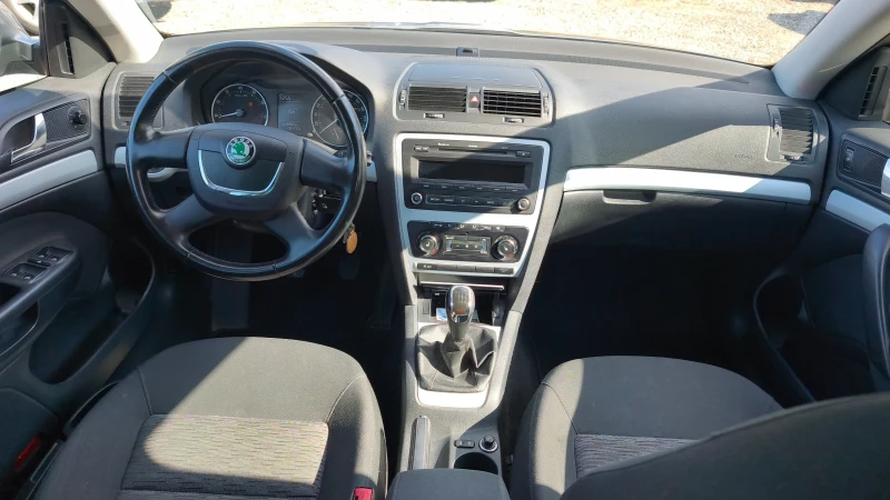 Skoda Octavia 1, 8TSi 4x4 КЛИМАТРОНИК ШВЕЙЦАРИЯ , снимка 10 - Автомобили и джипове - 52063505