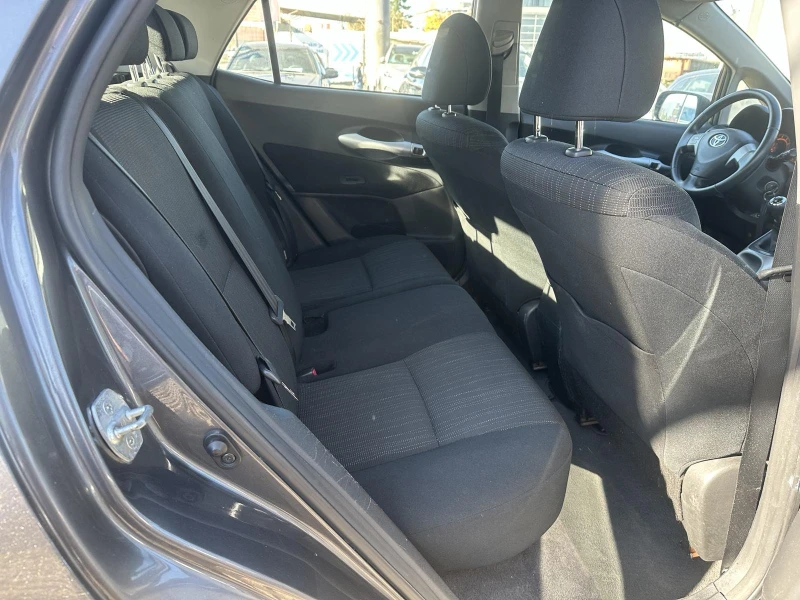 Toyota Auris 1.6VVT-I Газ.Инж., снимка 13 - Автомобили и джипове - 52413405