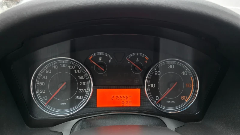 Fiat Croma, снимка 13 - Автомобили и джипове - 52473473