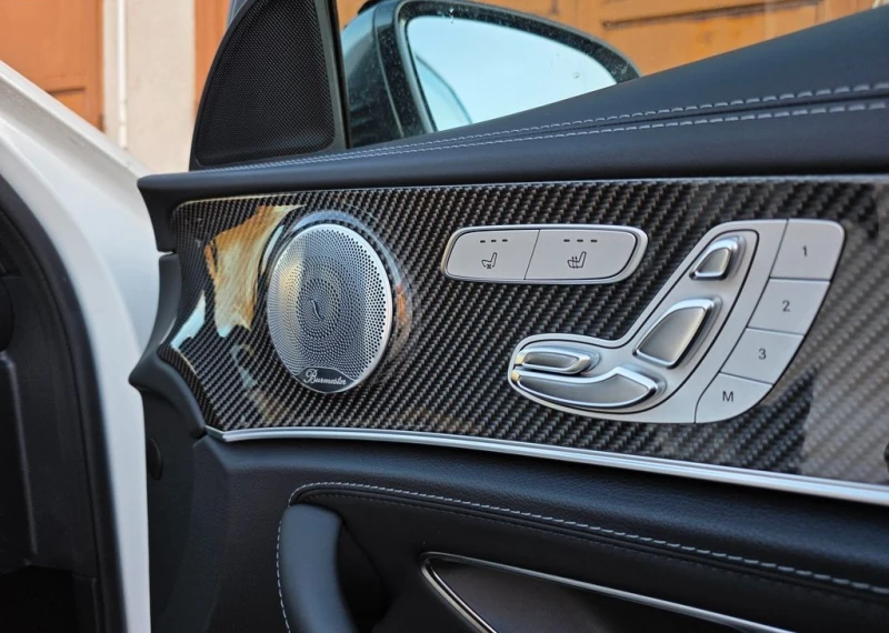Mercedes-Benz E 63 AMG S 4Matic+ , снимка 7 - Автомобили и джипове - 53042060